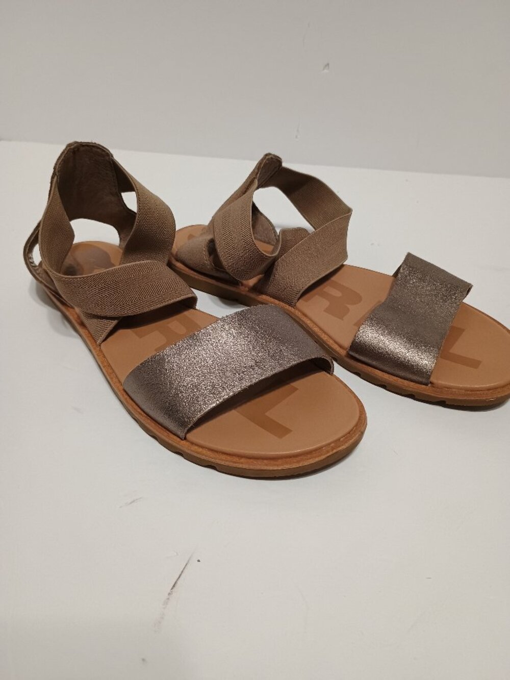 SOREL Ella II Women’s Size 7 Metallic Gold Taupe Leather Strappy Sandals
